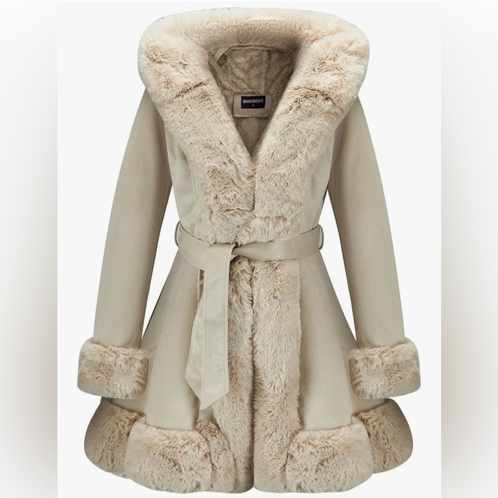 NWT Women's Cream Faux Fur Coat - Picture 10 of 11